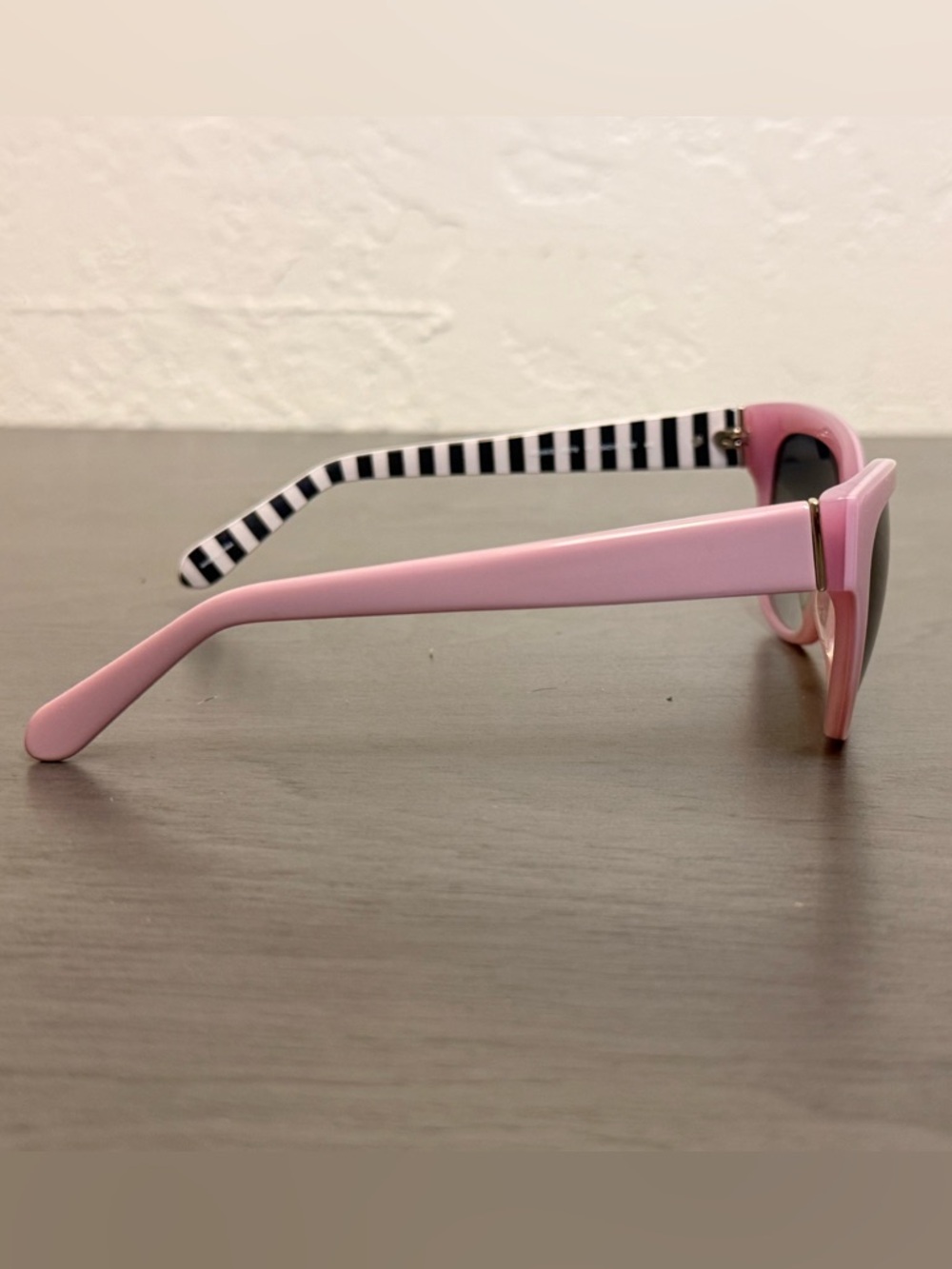 Kate Spade New York Women's Aisha Cat Eye Pink Sunglasses, Non-Polarized - Picture 4 of 10